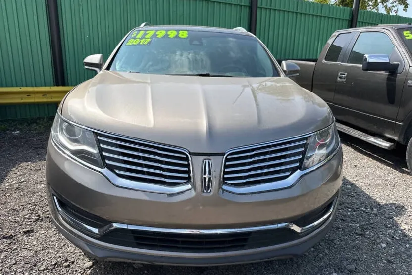 2017 Lincoln MKX Reserve photo 1