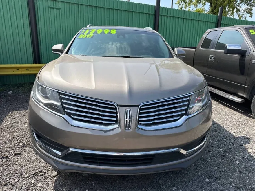 2017 Lincoln MKX Reserve photo 1