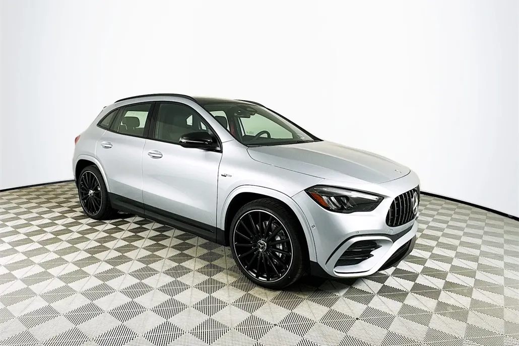 2025 Mercedes Benz GLA AMG 35 4MATIC photo 1