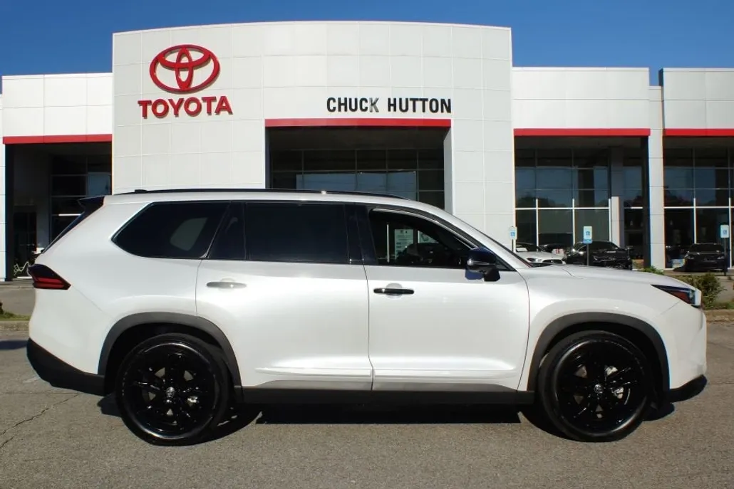 2025 Toyota Grand Highlander Hybrid photo 1