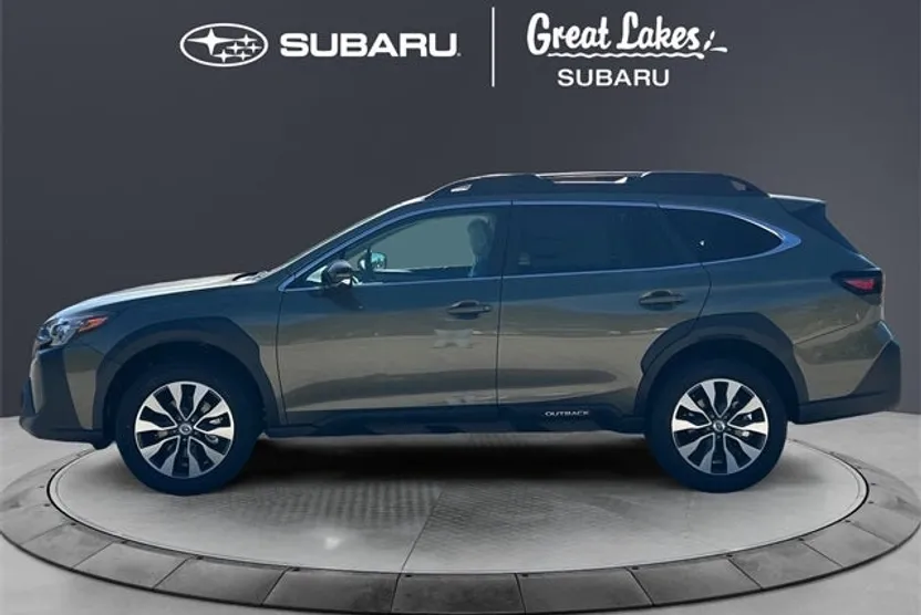 2025 Subaru Outback Limited photo 1