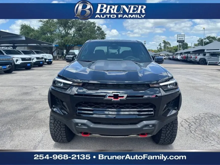2025 Chevrolet Colorado ZR2 photo 1