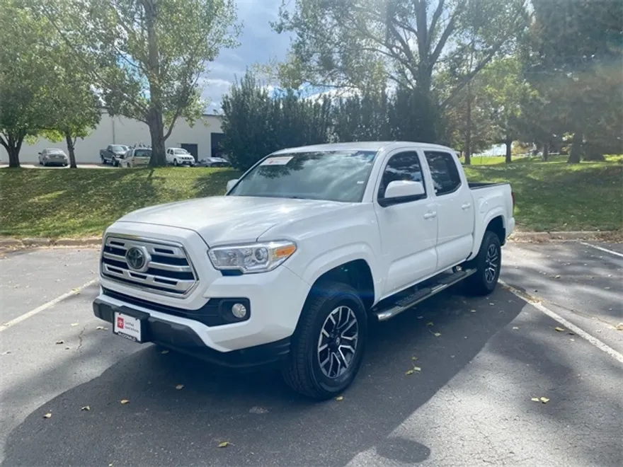 2023 Toyota Tacoma SR photo 1