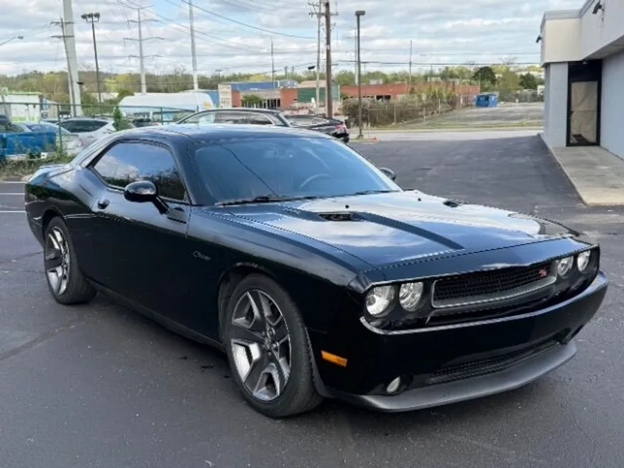 2013 Dodge Challenger R/T Classic photo 1