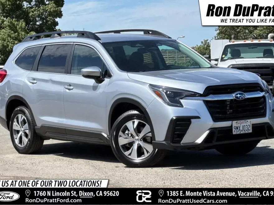 2024 Subaru Ascent Premium photo 1