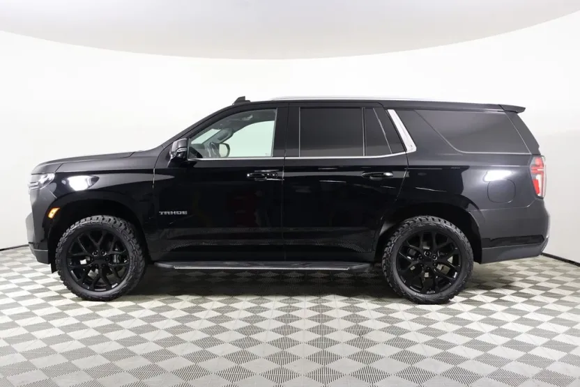 2021 Chevrolet Tahoe LT photo 1