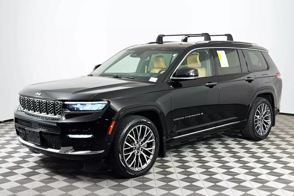 2021 Jeep Grand Cherokee L Summit Reserve photo 1
