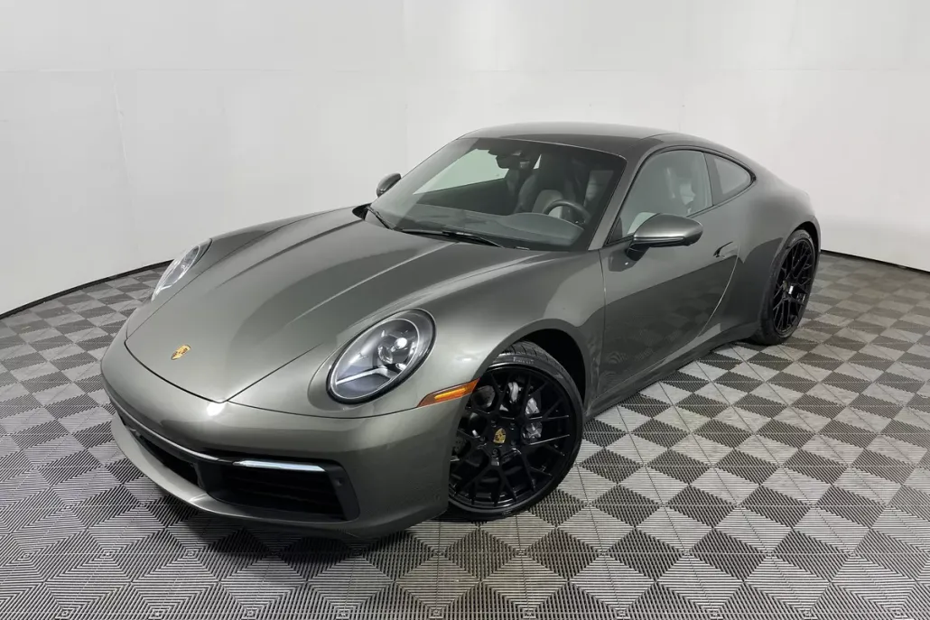 2022 Porsche 911 Coupe photo 1