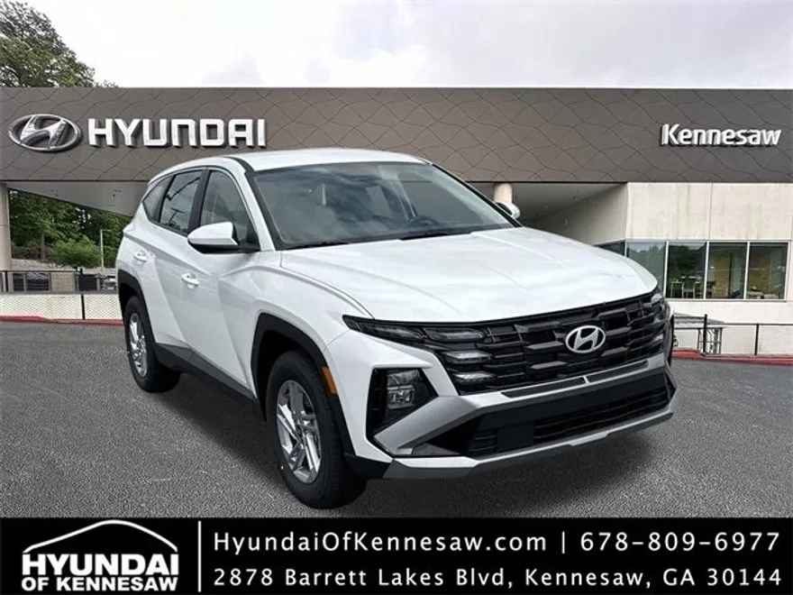 2025 Hyundai Tucson SE photo 1