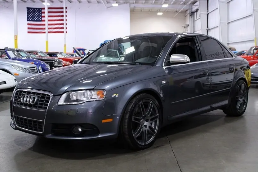2005 Audi S4 photo 1