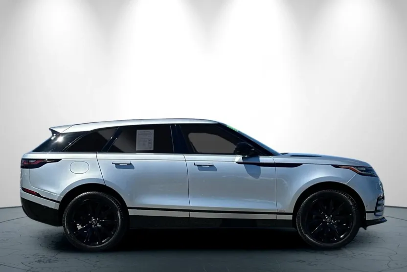 2019 Land Rover Range Rover Velar SE photo 1