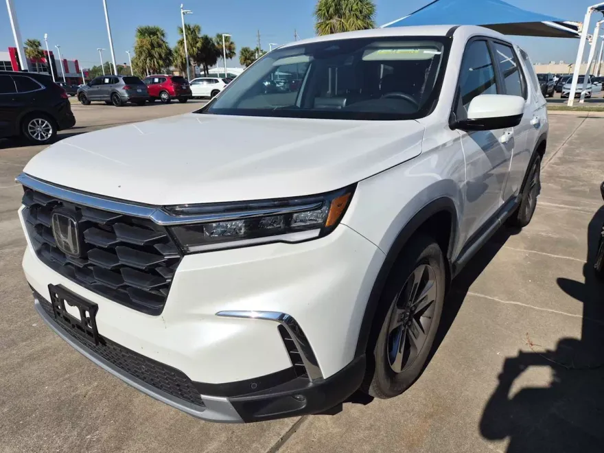 2025 Honda Pilot EX-L photo 1