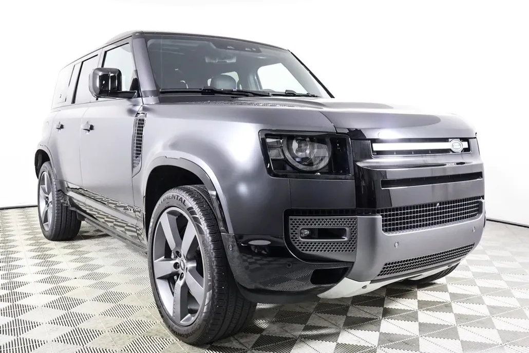 2024 Land Rover Defender 110 Carpathian Edition photo 1