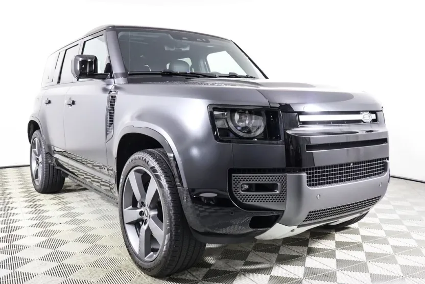 2024 Land Rover Defender 110 Carpathian Edition photo 1