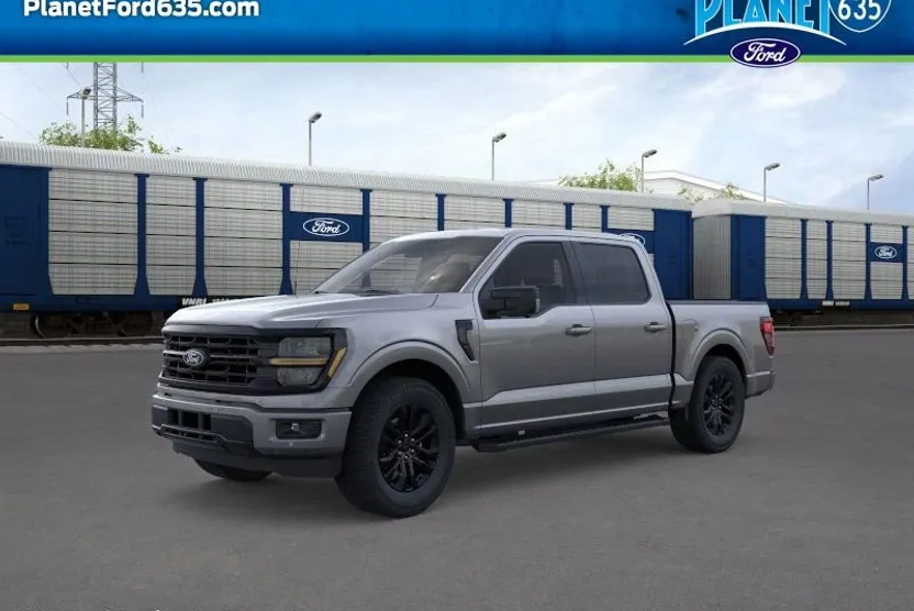 2025 Ford F-150 XLT photo 1