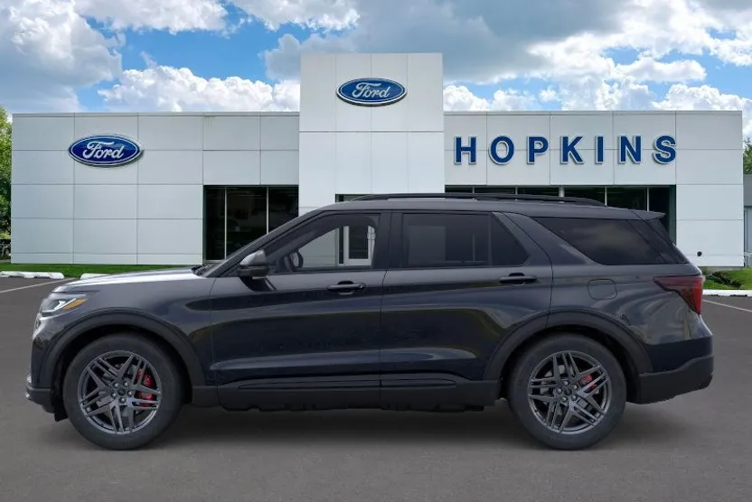2025 Ford Explorer ST photo 1