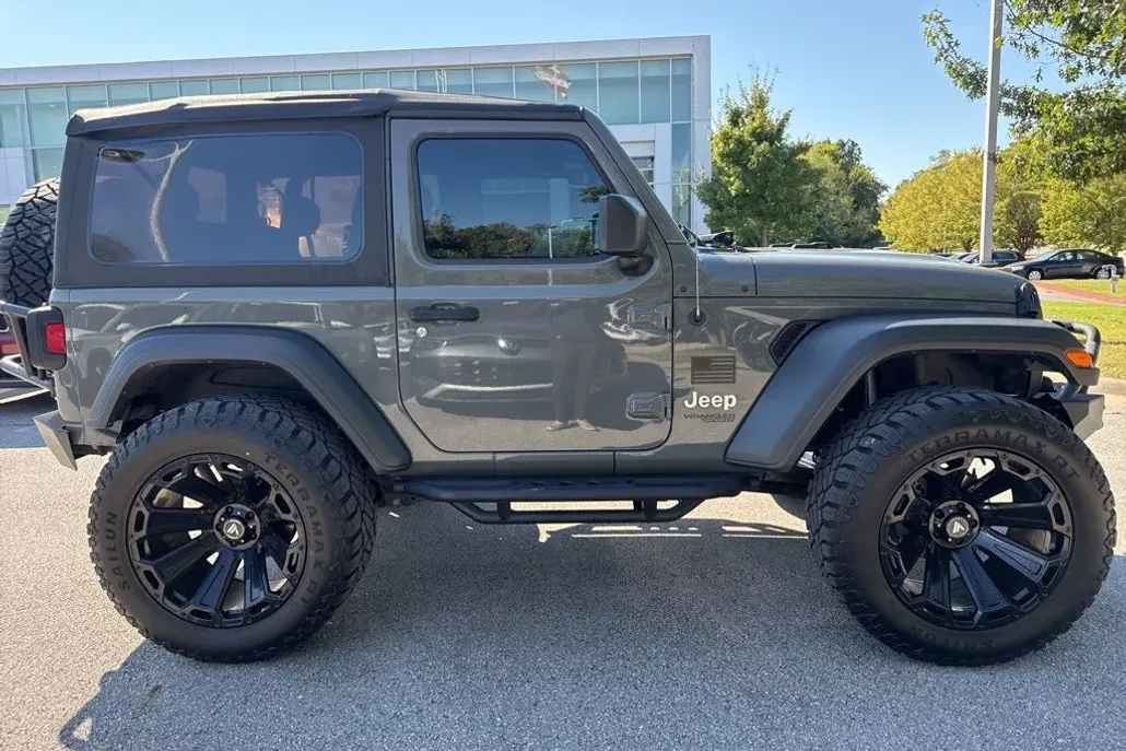2018 Jeep Wrangler Sport photo 1