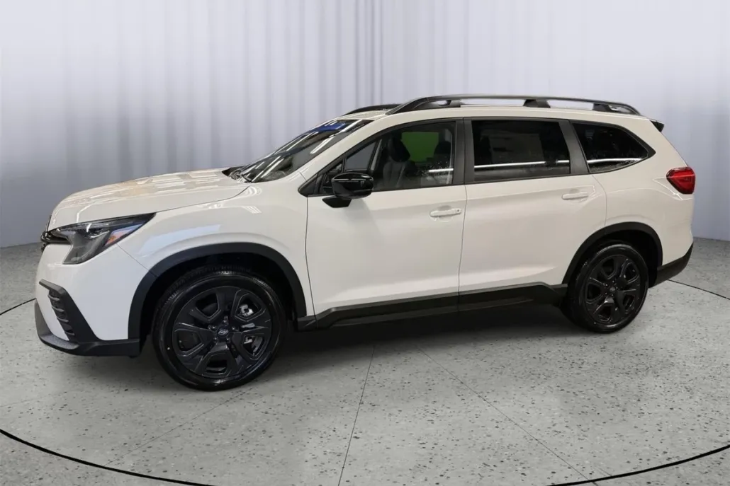 2025 Subaru Ascent Onyx Edition photo 1