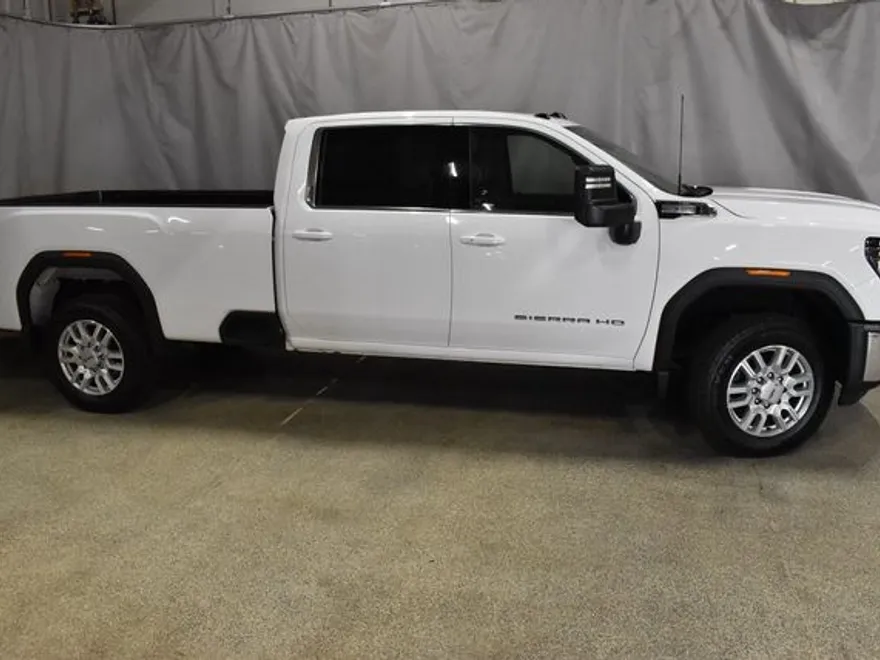 2024 Gmc Sierra HD SLE photo 1