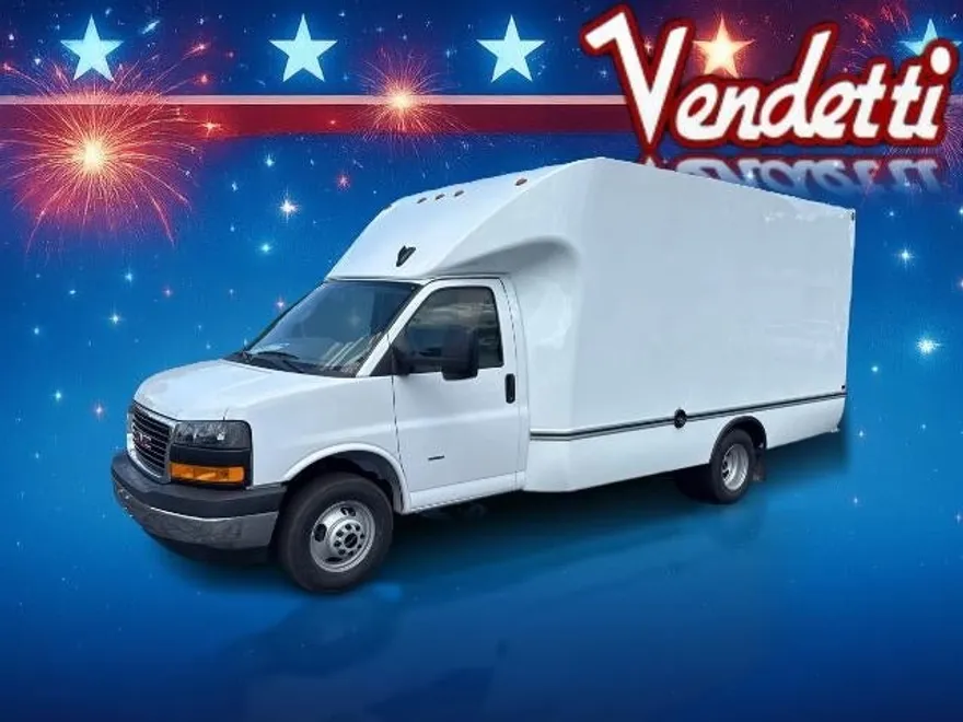 2025 Gmc Savana Cutaway 3500 Base photo 1