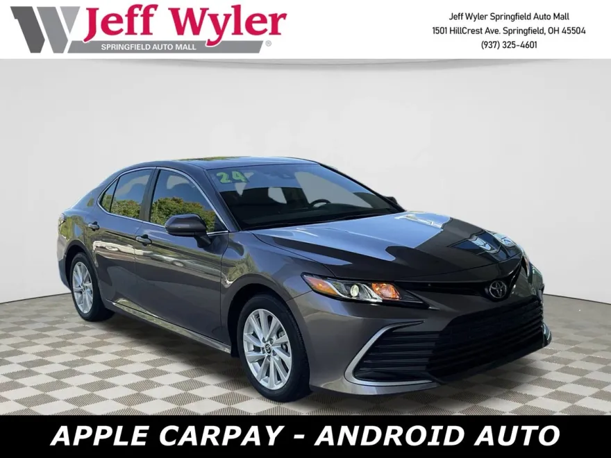 2024 Toyota Camry LE photo 1
