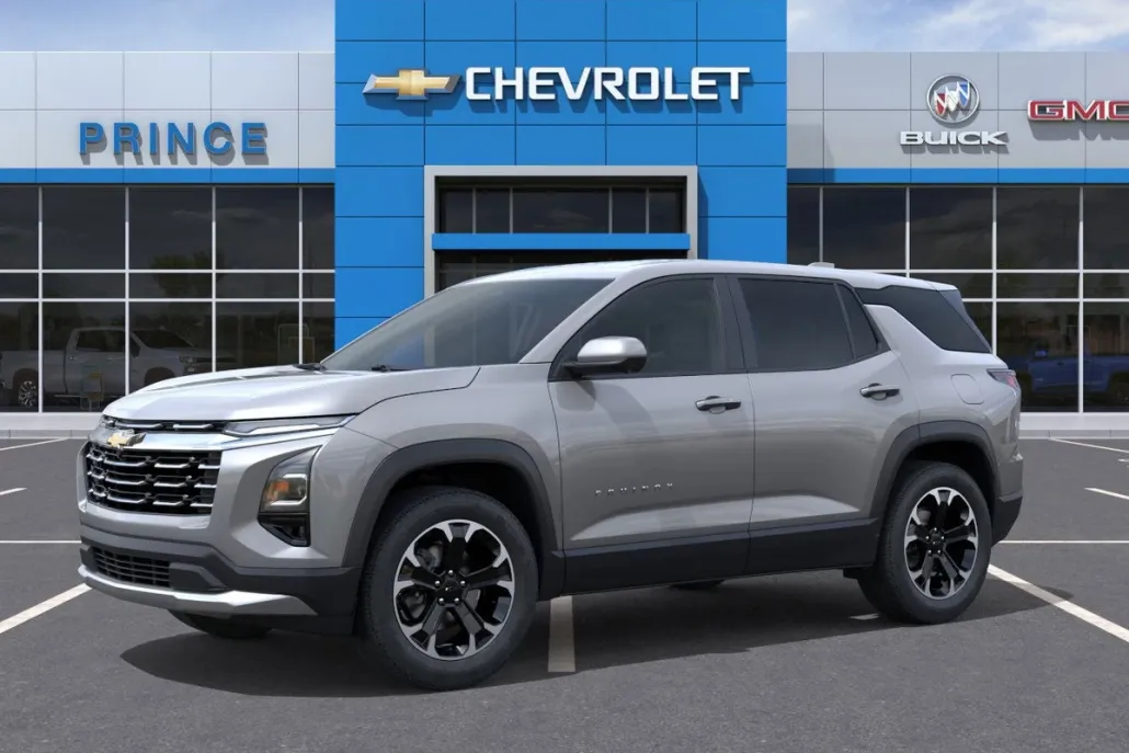 2026 Chevrolet Equinox LT photo 1