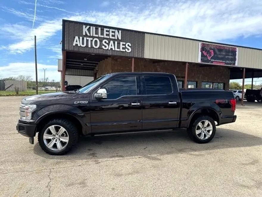 2018 Ford F-150 Platinum photo 1
