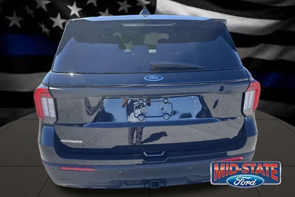 2025 Ford Explorer photo 1