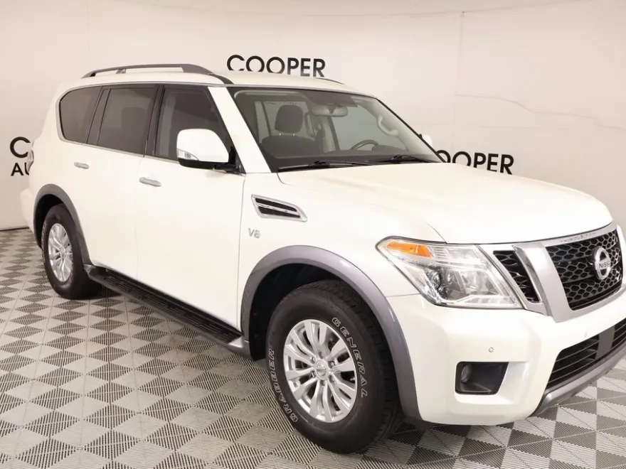2019 Nissan Armada SV photo 1
