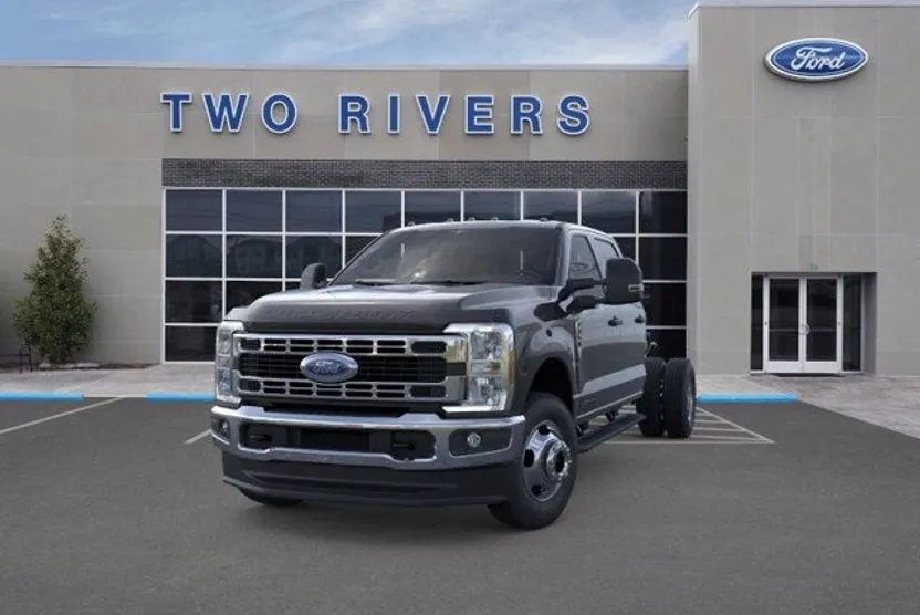 2026 Ford F-350 photo 1