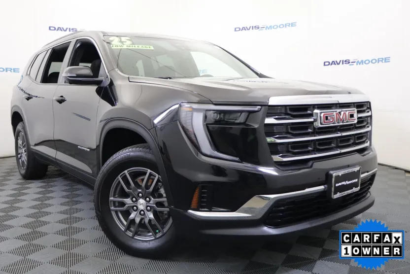 2025 Gmc Acadia Elevation photo 1