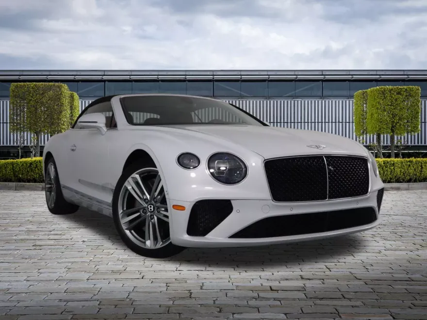 2024 Bentley Continental GT V8 photo 1