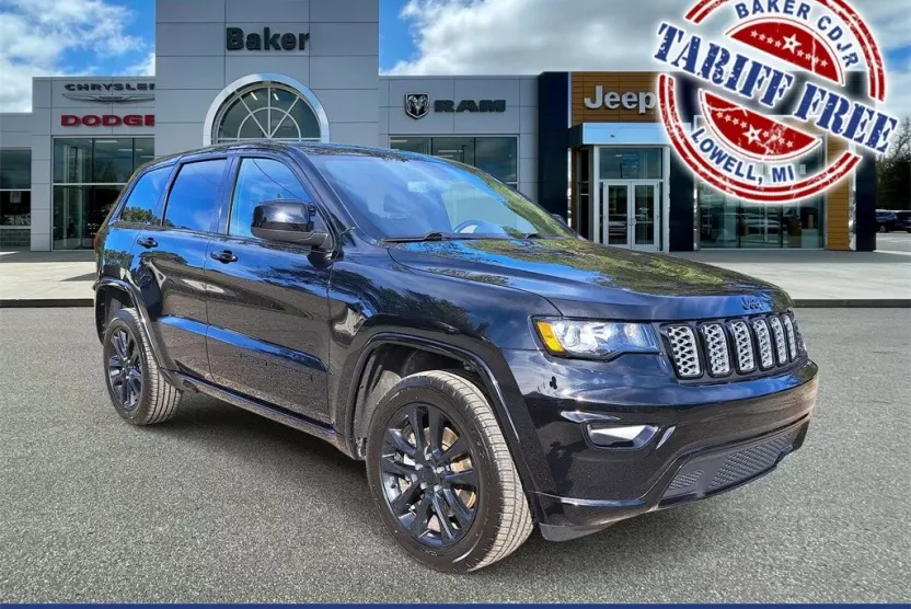 2022 Jeep Cherokee Laredo X Altitude photo 1