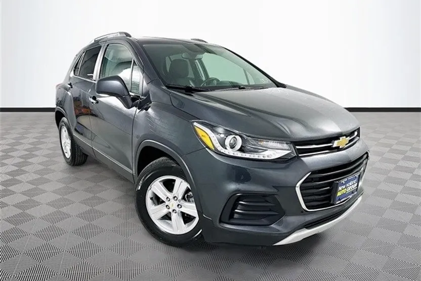 2018 Chevrolet Trax LT photo 1