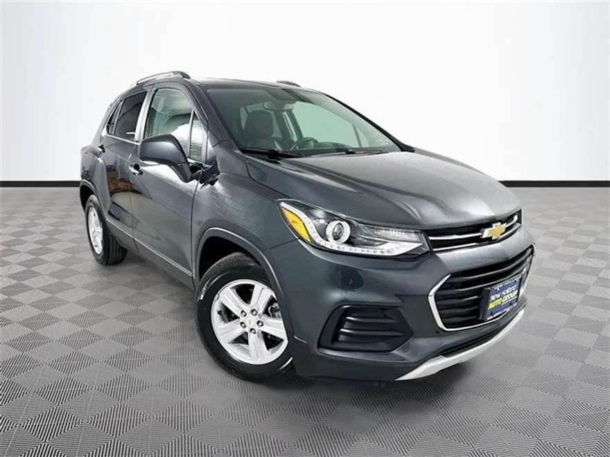2018 Chevrolet Trax LT photo 1