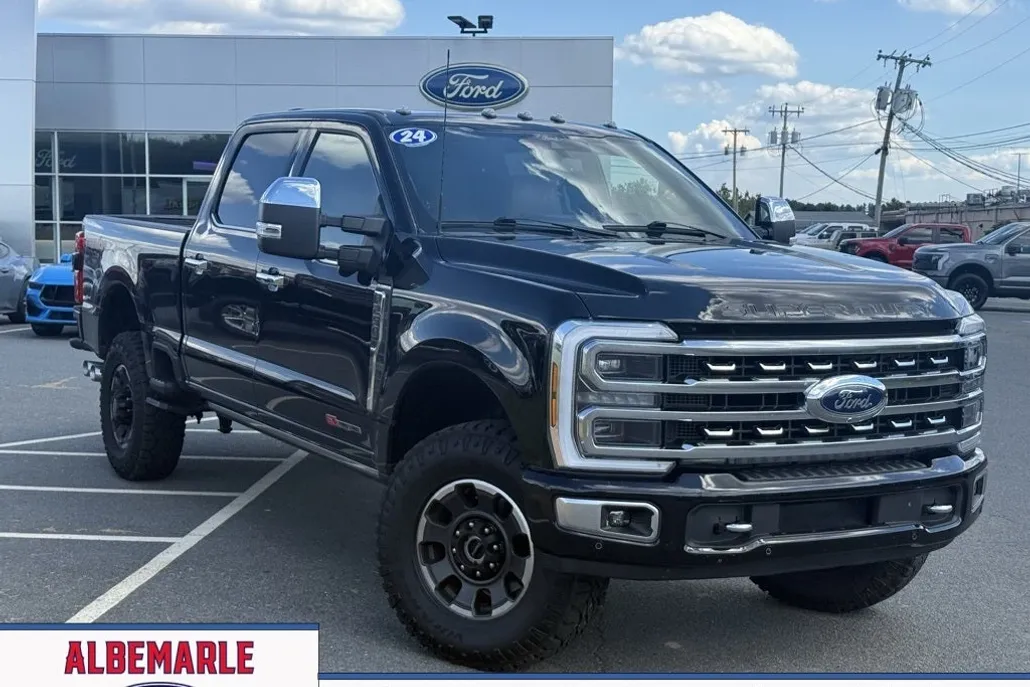 2024 Ford F-250 photo 1