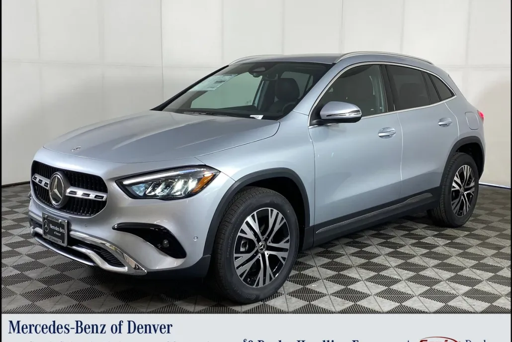 2026 Mercedes Benz GLA 250 4MATIC photo 1