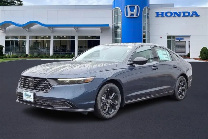 2025 Honda Accord SE photo 1