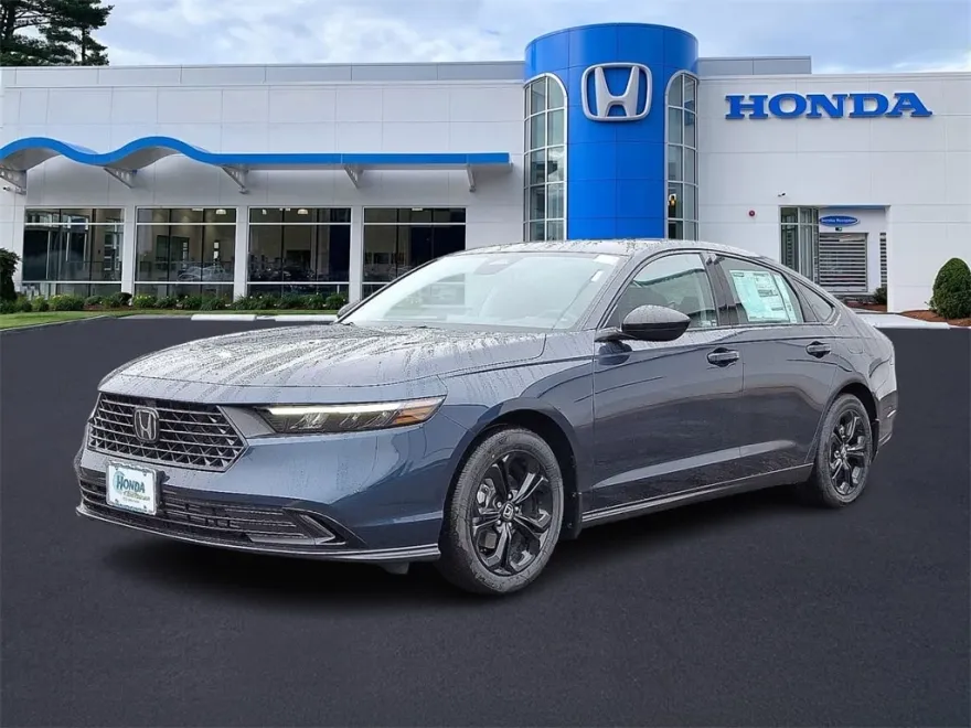 2025 Honda Accord SE photo 1