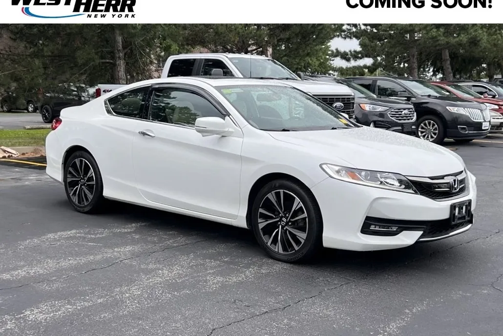 2017 Honda Accord EX-L V6 photo 1