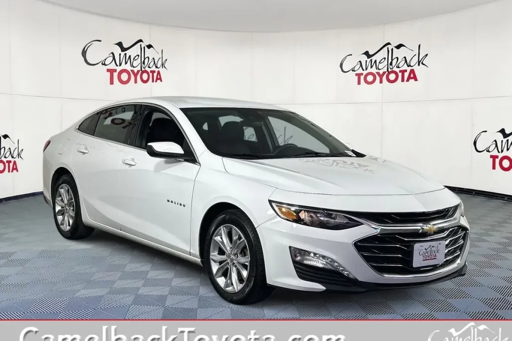 2023 Chevrolet Malibu 1LT photo 1
