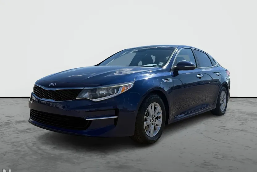 2018 Kia Optima LX photo 1