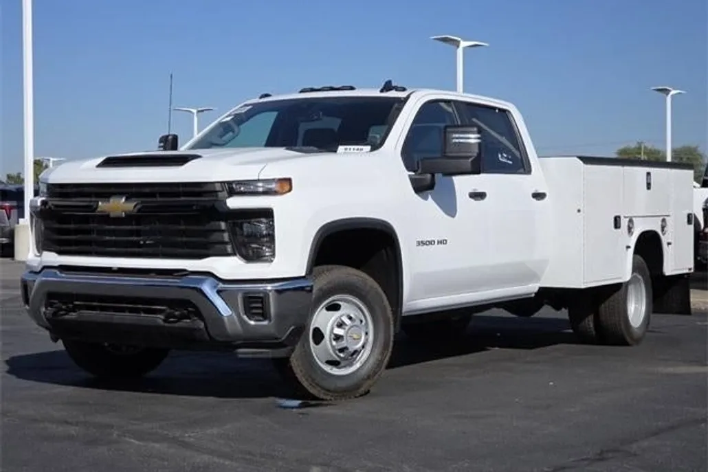 2025 Chevrolet Silverado 3500HD Work Truck photo 1