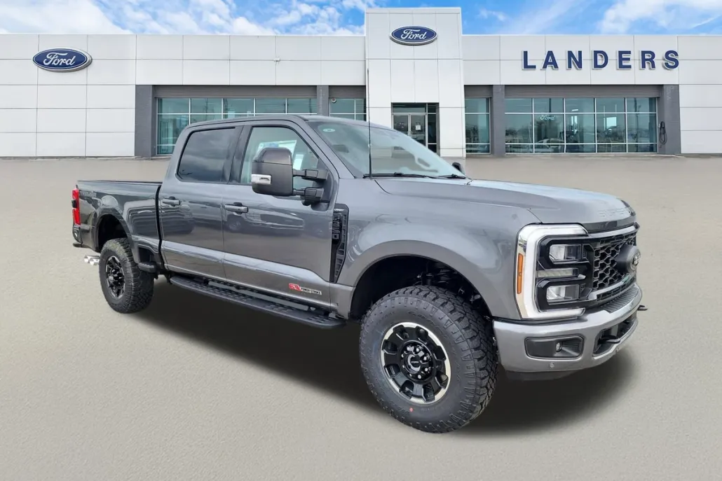 2025 Ford F-350 Lariat photo 1