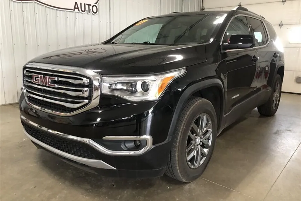 2017 Gmc Acadia SLT photo 1