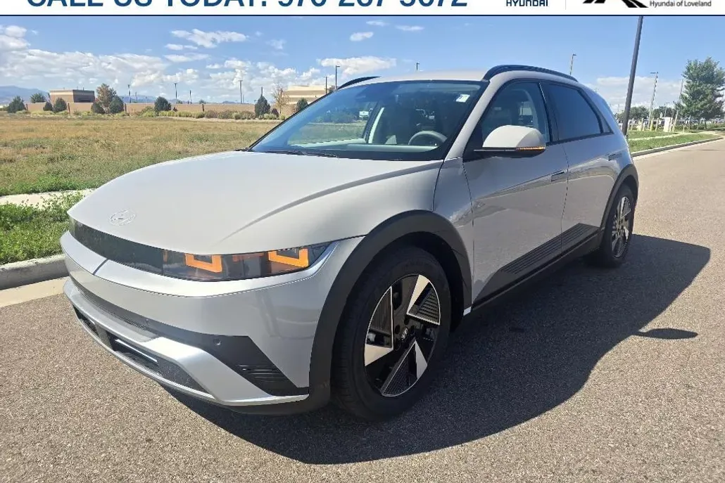 2025 Hyundai Ioniq 5 SEL photo 1