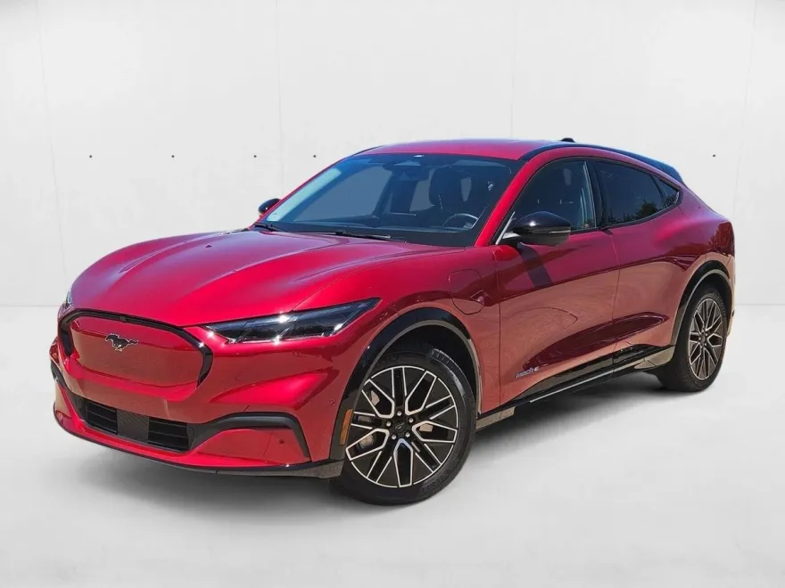 2024 Ford Mustang Mach-E Premium photo 1