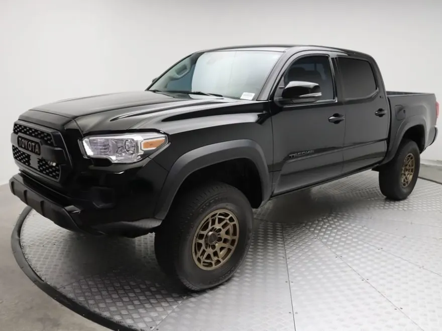 2023 Toyota Tacoma Trail Edition photo 1