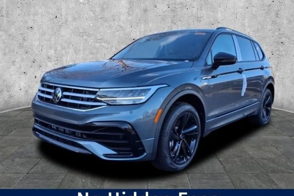 2024 Volkswagen Tiguan SE R-Line Black photo 1