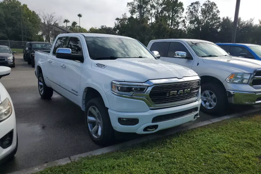 2020 Ram 1500 Limited photo 1